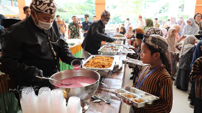 MBG Prasmanan di Malang Tingkatkan Antusiasme Siswa