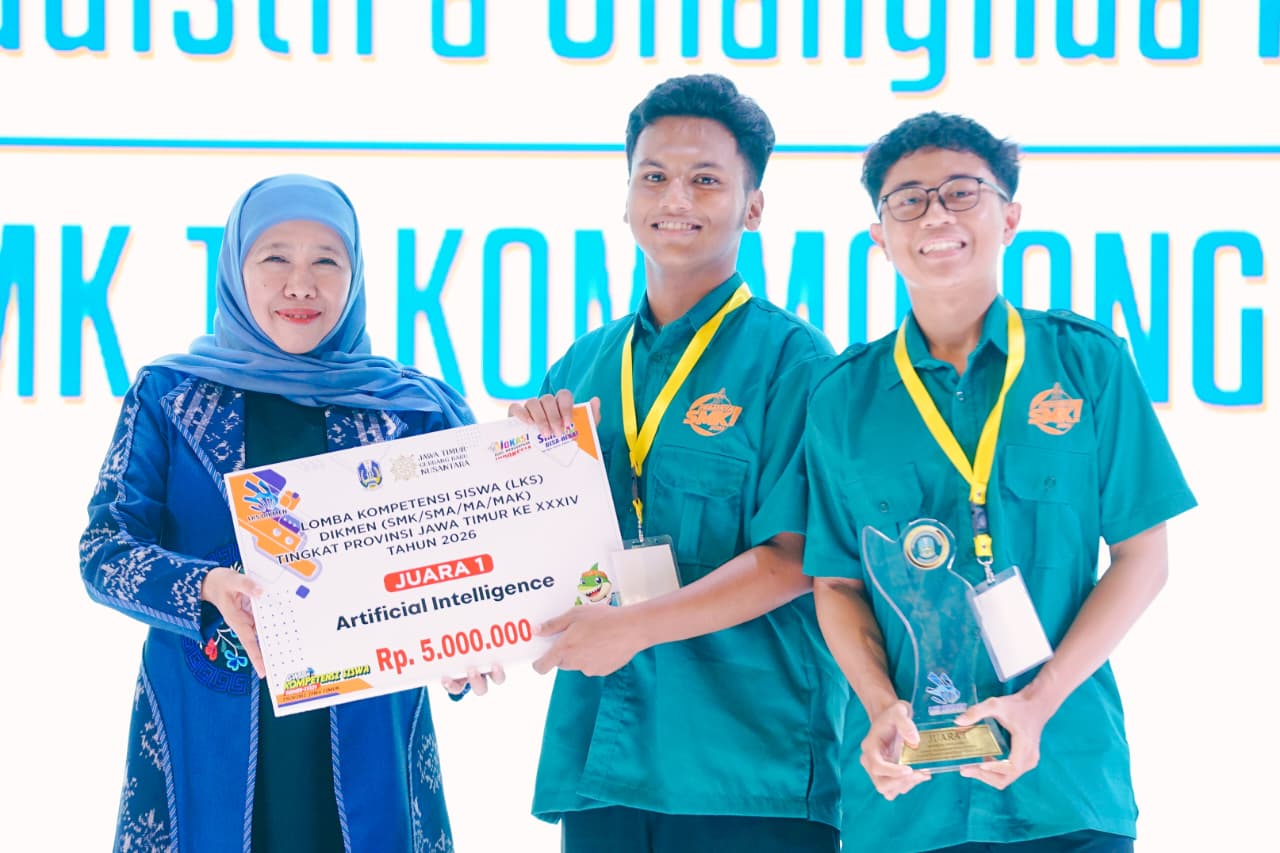 Gubernur Khofifah Tutup LKS Dikmen Jatim, Tegaskan Pentingnya Pembinaan Talenta untuk Tembus Level Nasional dan Global