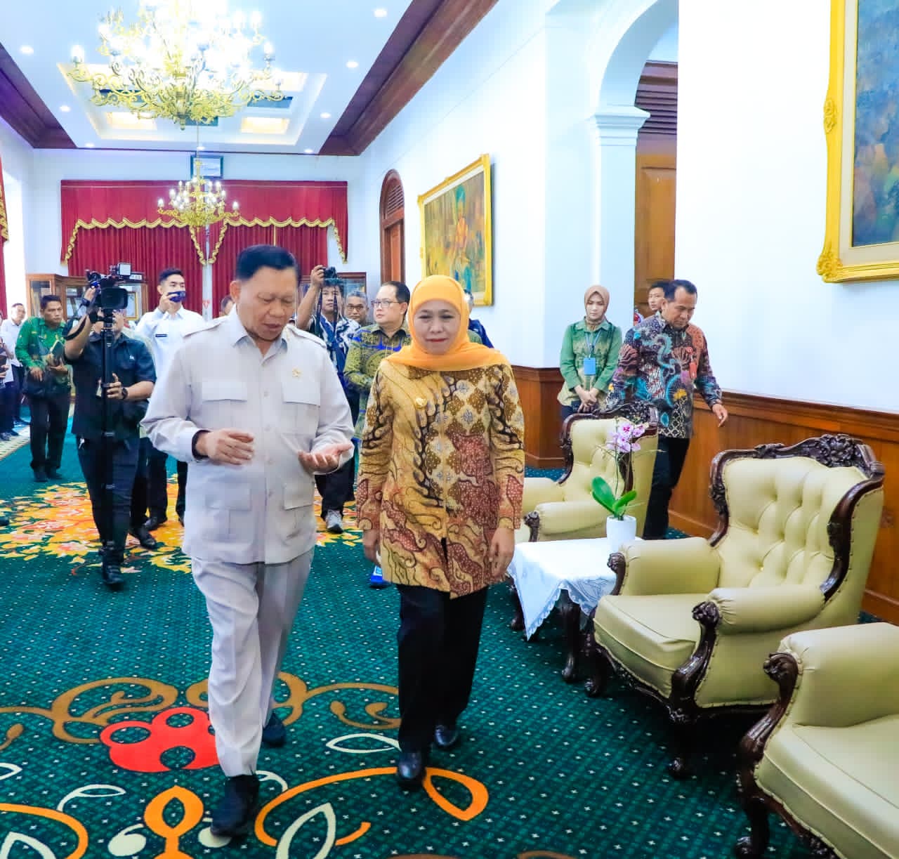 Gubernur Khofifah Perkuat Sinergi Pusat-Daerah, Giant Sea Wall Jadi Prioritas Perlindungan Pantura