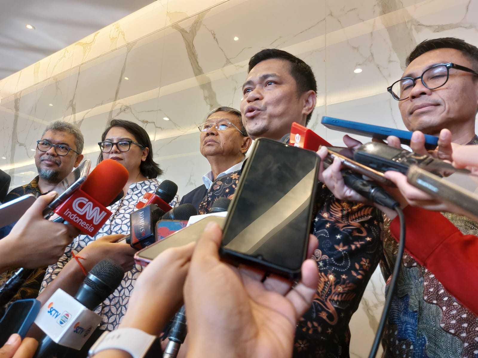 Indonesia Siapkan Talenta Teknologi Global, President University Jalin Kerja Sama Semikonduktor dengan NTNU dan Intel