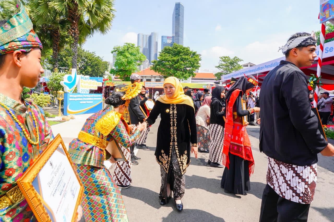Gubernur Khofifah Sebut Jatim Barometer Pendidikan Nasional, Siap Cetak Generasi Emas 2045
