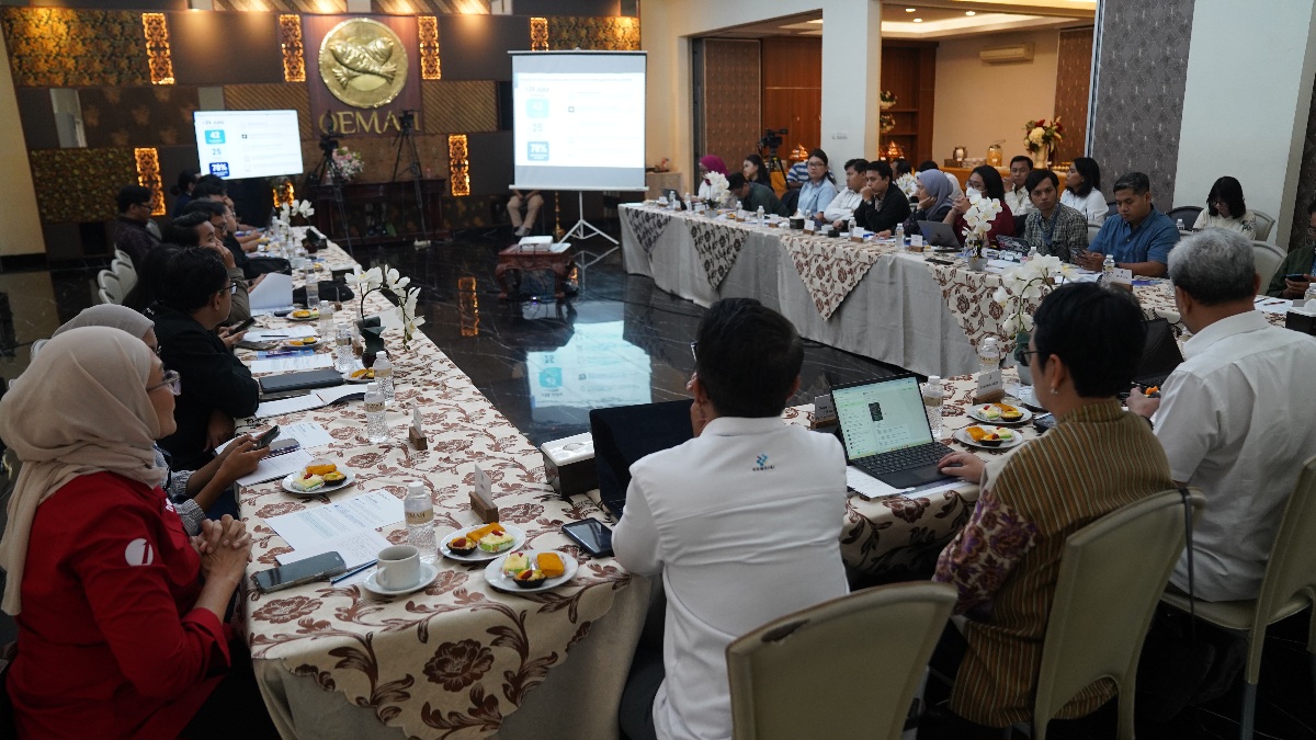 Pekerja Informal yang Terus Meningkat Jadi Tantangan Ketepatan Sasaran Bantuan Sosial