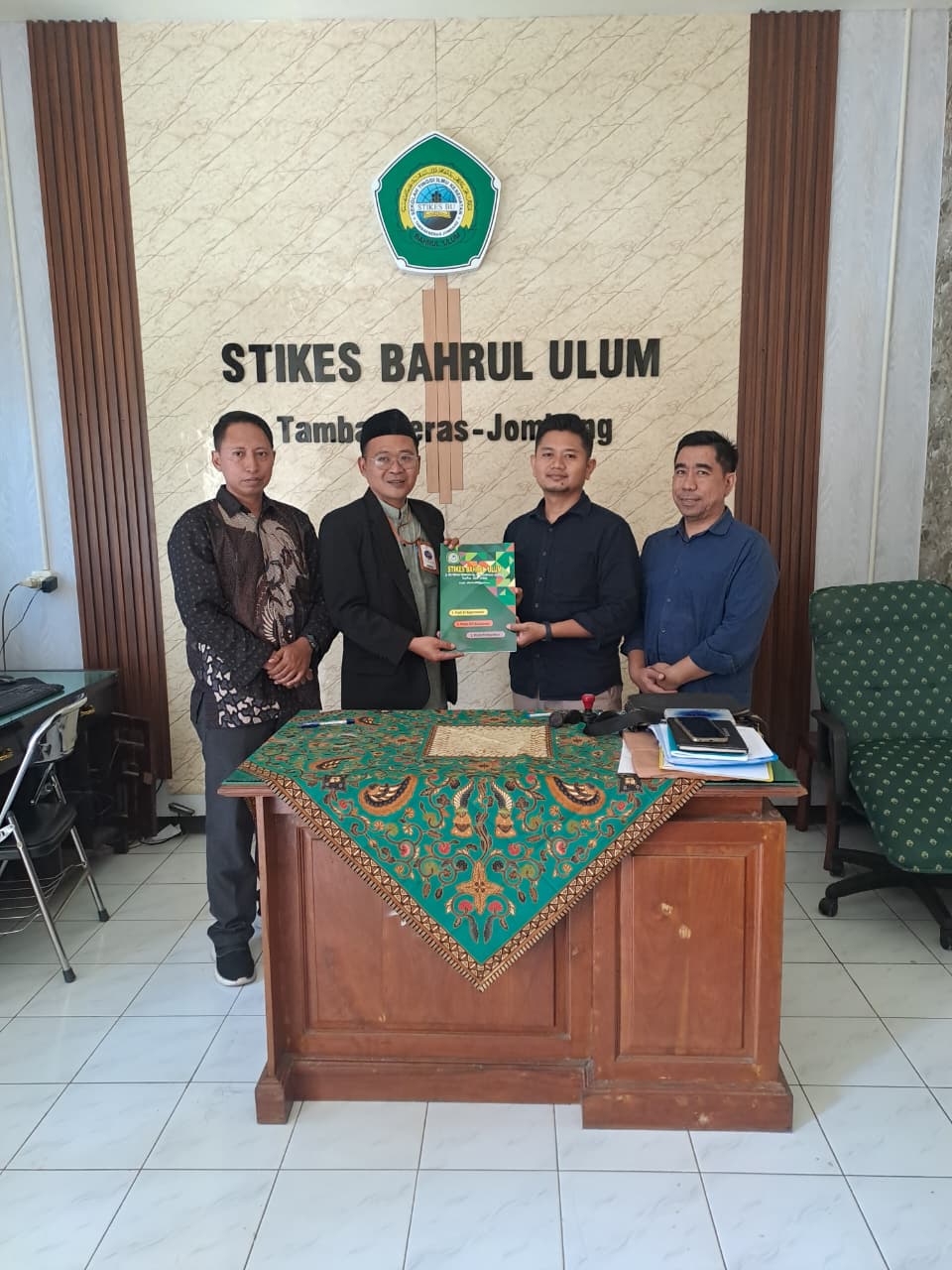 Tingkatkan Digitalisasi Kampus, STIKES Bahrul Ulum Gandeng PT. Nusatama Hadirkan Website dan CBT