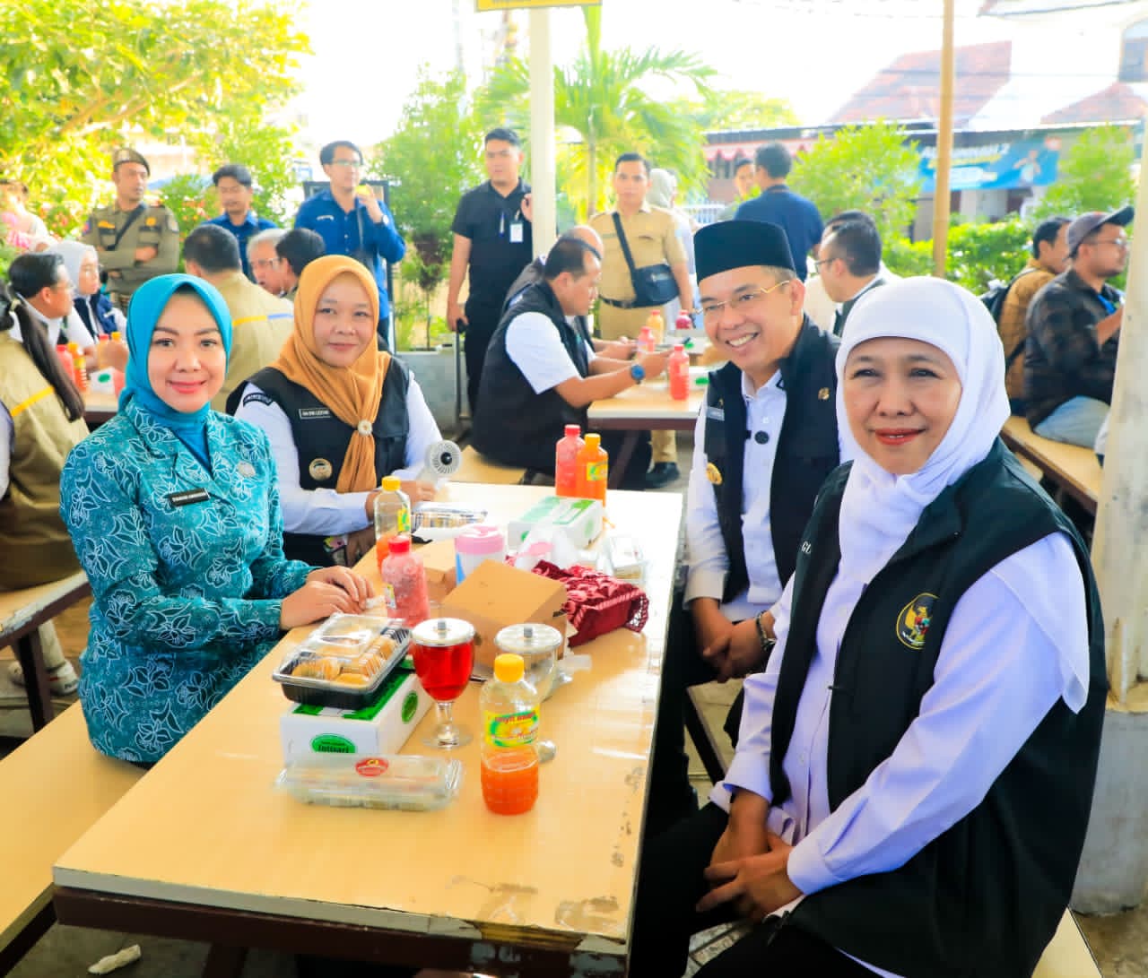 Pasar Murah Pemprov Jatim Diserbu Warga Probolinggo, Gubernur Khofifah Pastikan Kebutuhan Pokok Tetap Terjangkau