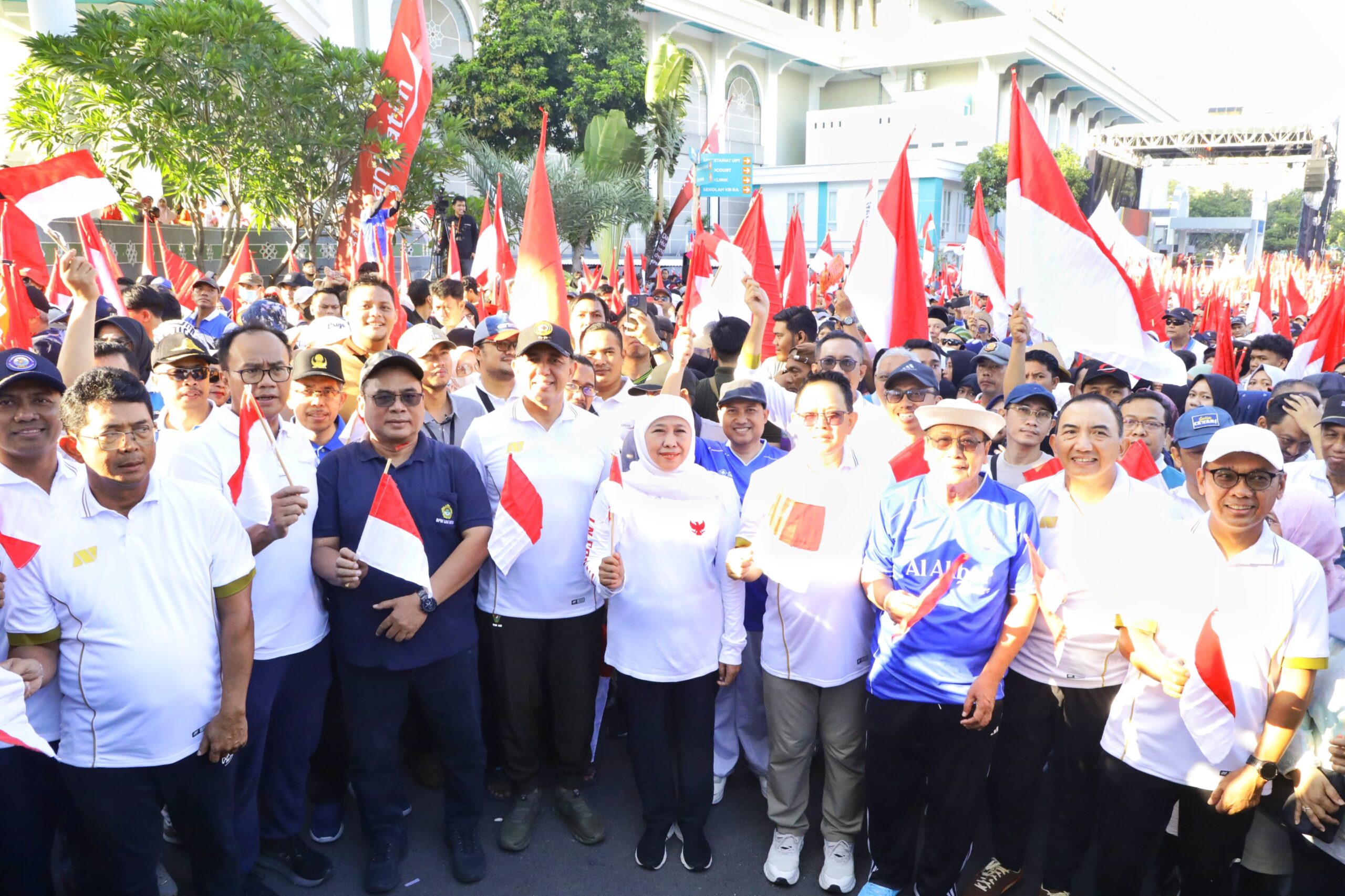 Gubernur Khofifah Undang Warga Jawa Timur Meriahkan Jalan Sehat Tahun Baru Islam 1448 H dengan Beragam Hadiah Menarik