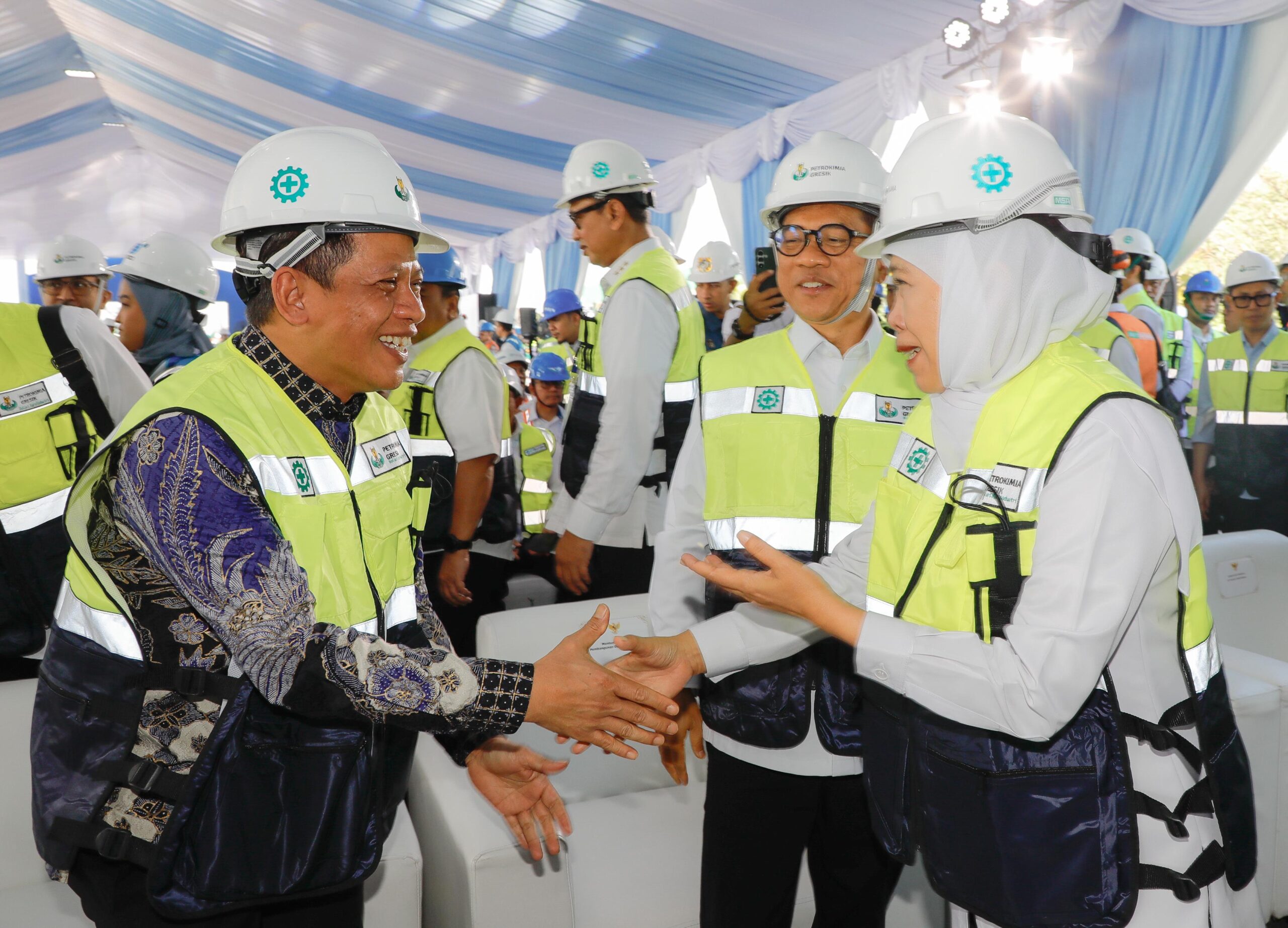 Transformasi Pelabuhan Jadi Kunci Ketahanan Pangan, Gubernur Khofifah Tegaskan Komitmen Jatim Dukung Green Smart Port