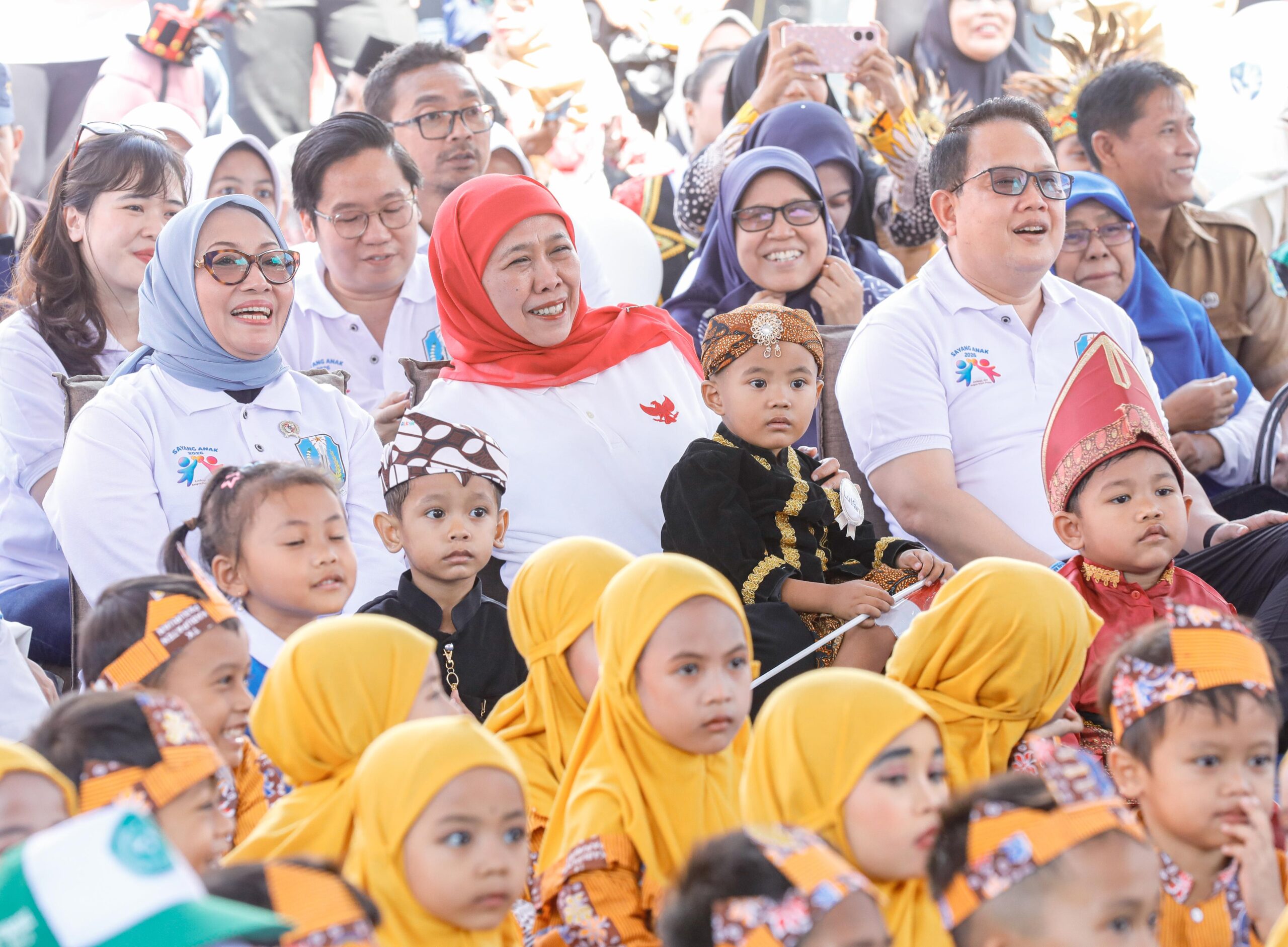 Gubernur Khofifah Hadirkan Gerakan Perisai Anak, Bangun Ekosistem Digital yang Aman, Sehat, dan Inklusif bagi Anak