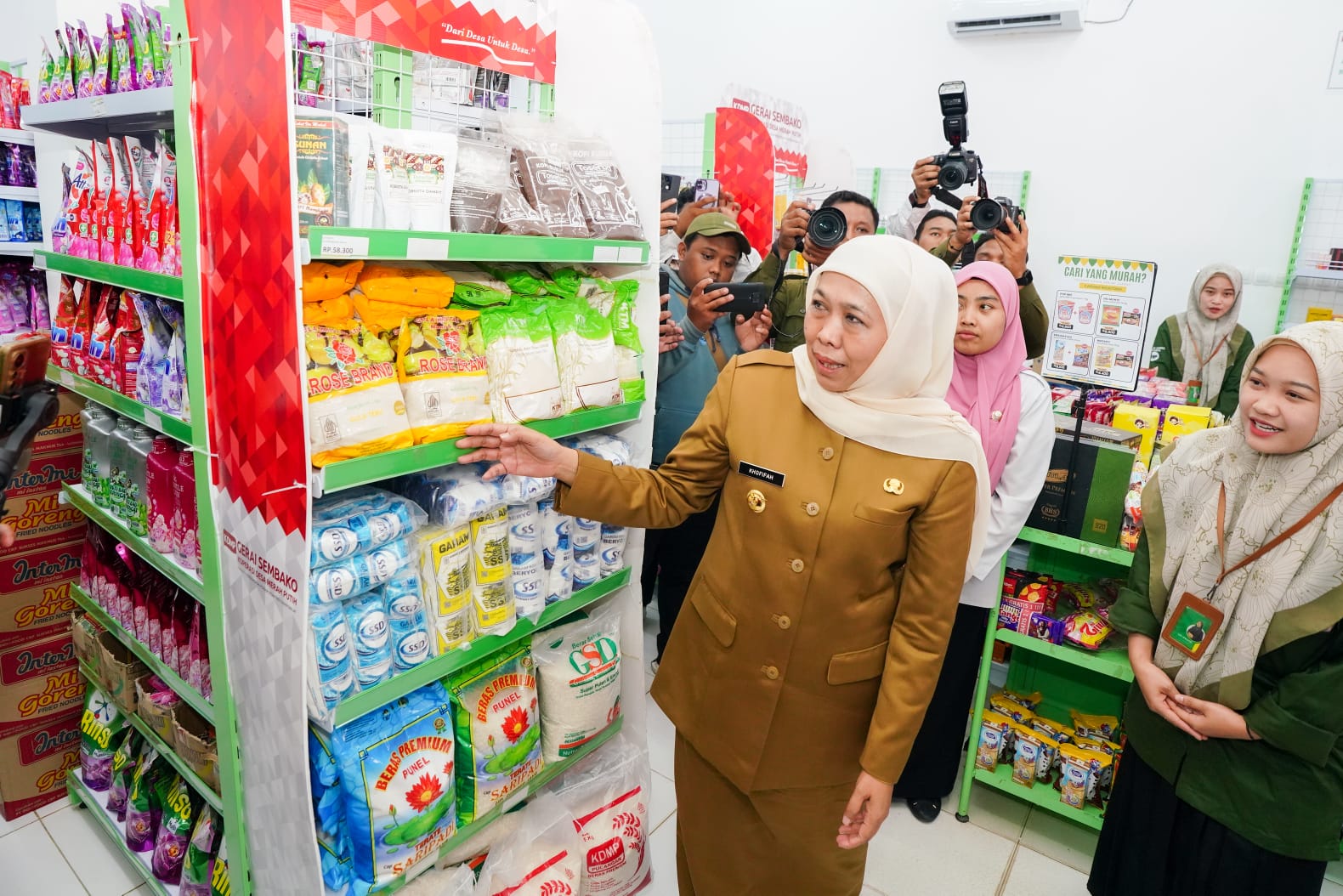 Sukses Raih Transaksi Tertinggi Nasional, Gubernur Khofifah Dorong Koperasi Desa Kolaborasi dengan UMKM