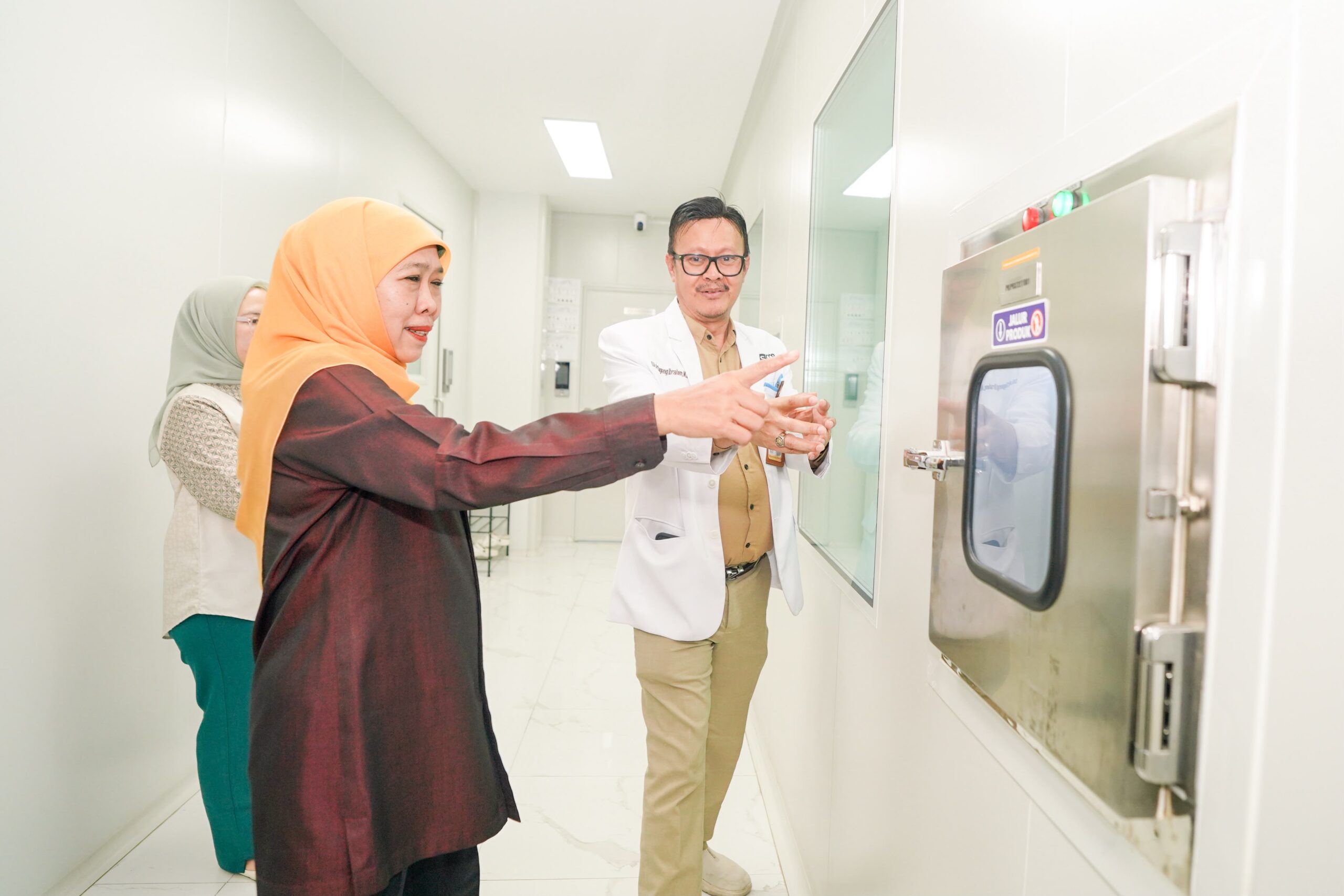 Penguatan Riset dan Hilirisasi Kesehatan Jadi Fokus, Gubernur Khofifah Jajaki Kemitraan dengan SCCR Indonesia