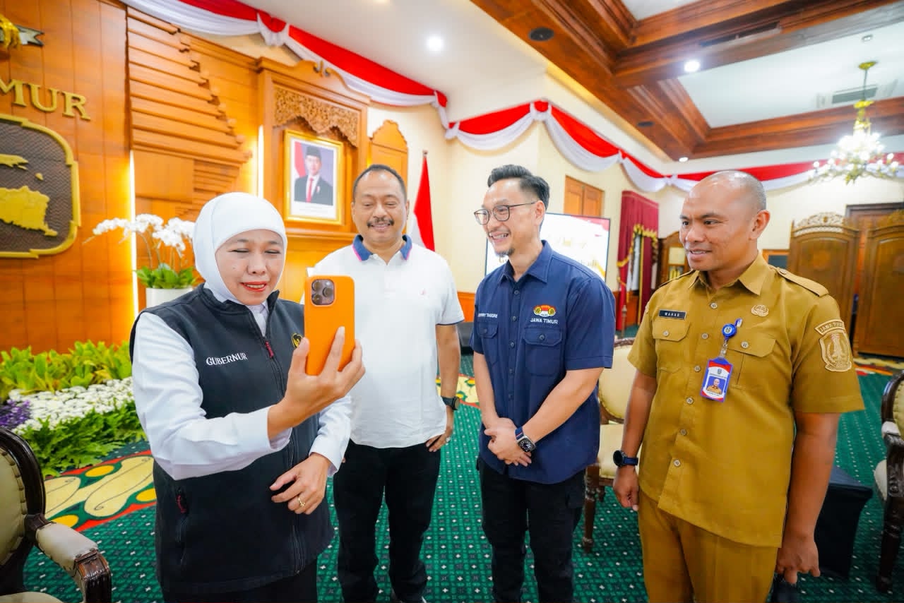 Gubernur Khofifah: Prestasi Rahmat Erwin dan Luluk Diana Jadi Kebanggaan Jatim dan Indonesia