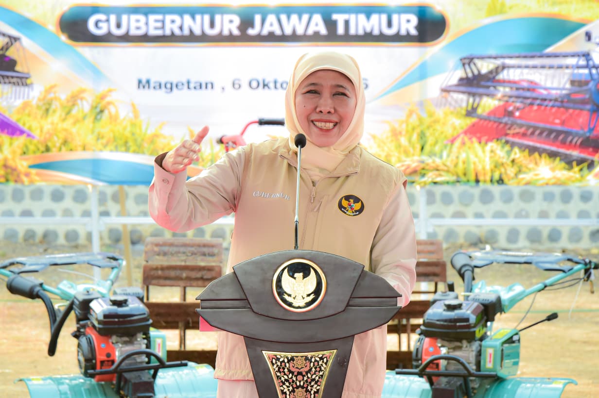 Perkuat Modernisasi Pertanian, Gubernur Khofifah Fasilitasi 341 Alsintan bagi Petani Jatim Sepanjang 2026